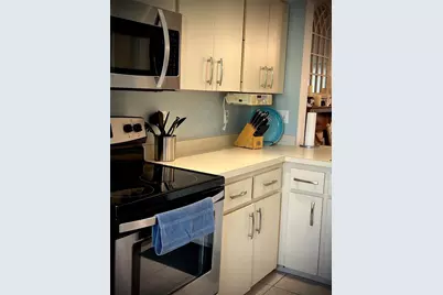 4606 Weybridge #26, Sarasota, FL 34235 - Photo 11