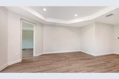 9940 Crystal Isles Circle, Sarasota, FL 34241 - Photo 19