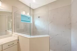 9940 Crystal Isles Cir, Sarasota, FL 34241 - Photo 25