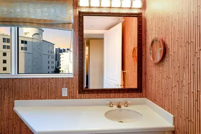 136 Golden Gate Point #602, Sarasota, FL 34236 - Photo 31