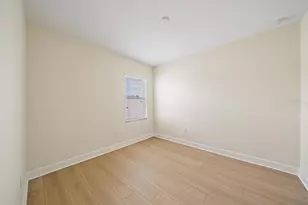 8418 Nandina Dr, Sarasota, FL 34240 - Photo 11