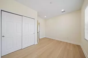 8418 Nandina Dr, Sarasota, FL 34240 - Photo 13