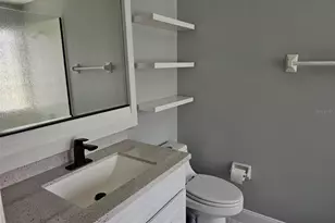 3625 57th Ave Dr W, Bradenton, FL 34210 - Photo 17