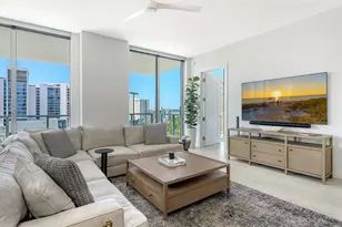 301 Quay Commons, Sarasota, FL 34236 - Photo 15