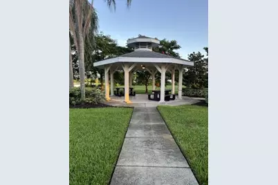 907 50th Street E, Bradenton, FL 34208 - Photo 41