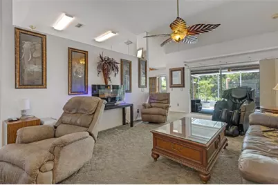 907 50th Street E, Bradenton, FL 34208 - Photo 9