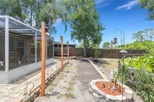 907 50th St E, Bradenton, FL 34208 - Photo 31