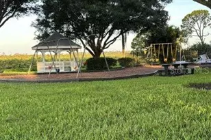 907 50th St E, Bradenton, FL 34208 - Photo 45