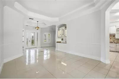 8057 Rio Bella Place, University Park, FL 34201 - Photo 13