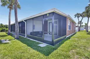 908 Villas Dr, Venice, FL 34285 - Photo 17