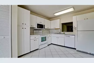 507 Lakeside Drive #507, Bradenton, FL 34210 - Photo 27