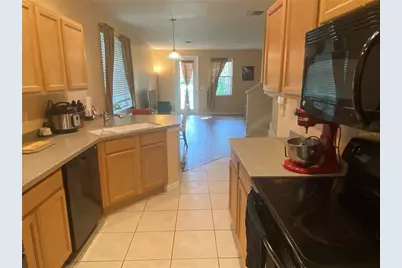 3870 82nd Avenue Cir E #104, Sarasota, FL 34243 - Photo 9