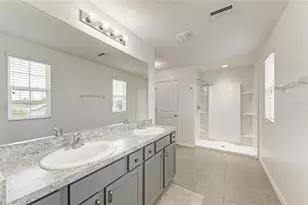 2647 Sand Gables Trl, Bradenton, FL 34208 - Photo 15