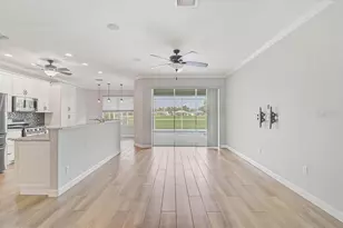 10647 Old Grove Cir, Bradenton, FL 34212 - Photo 9