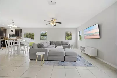 4055 Wayfarer Way, Palmetto, FL 34221 - Photo 5