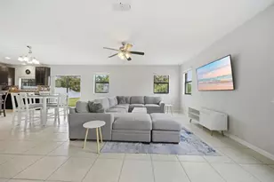 4055 Wayfarer Wy, Palmetto, FL 34221 - Photo 5