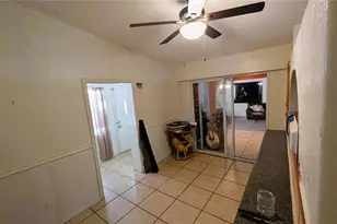 5350 Castleman Dr, Sarasota, FL 34232 - Photo 11