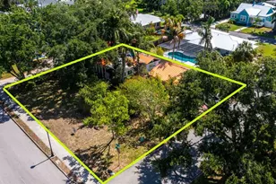 219 24th St W, Bradenton, FL 34205 - Photo 3