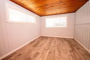 219 24th St W, Bradenton, FL 34205 - Photo 23
