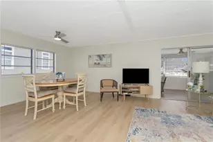 115 White Oak Way, Sarasota, FL 34237 - Photo 15