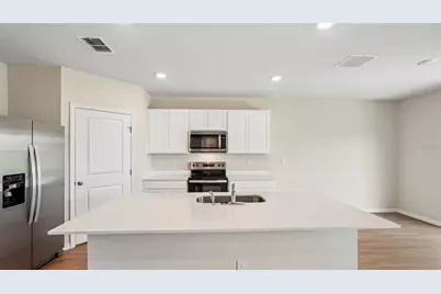 18324 Beehive Terrace, Lakewood Ranch, FL 34211 - Photo 7