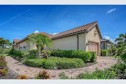 8729 Trattoria Terrace, Sarasota, FL 34238 - Photo 3