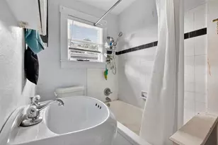 633 7th Ave N, Saint Petersburg, FL 33701 - Photo 15