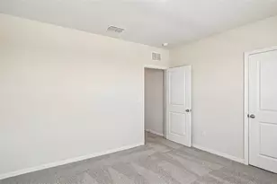 18305 Beehive Ter, Lakewood Ranch, FL 34211 - Photo 35