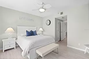 2450 Harbourside Dr, Longboat Key, FL 34228 - Photo 37