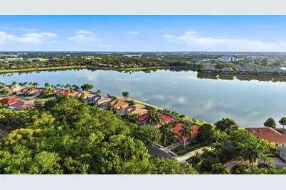 6610 Windjammer Place, Lakewood Ranch, FL 34202 - Photo 23