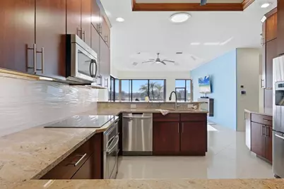 6610 Windjammer Place, Lakewood Ranch, FL 34202 - Photo 15