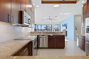 6610 Windjammer Pl, Lakewood Ranch, FL 34202 - Photo 15