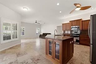 215 Carriage House Ln, Nokomis, FL 34275 - Photo 7