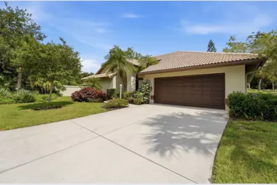 215 Carriage House Lane #215, Nokomis, FL 34275 - Photo 1