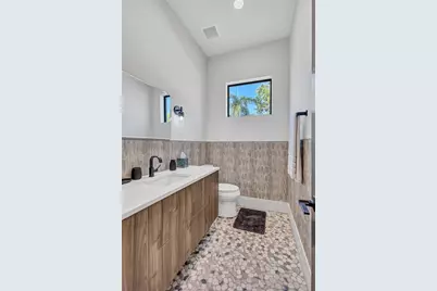 275 Lime Circle, Sarasota, FL 34237 - Photo 23