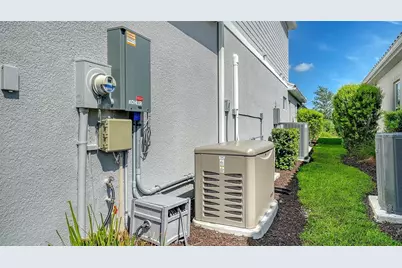 8542 Frangipani Terrace, Sarasota, FL 34240 - Photo 25