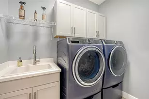 8542 Frangipani Terrace, Sarasota, FL 34240 - Photo 23