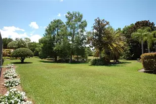 7058 Twin Hills Terrace, Lakewood Ranch, FL 34202 - Photo 43