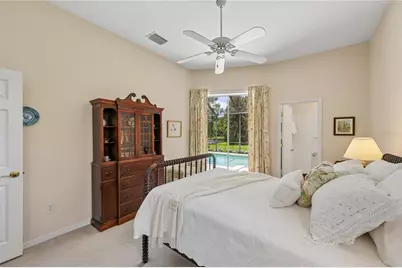 7058 Twin Hills Terrace, Lakewood Ranch, FL 34202 - Photo 31