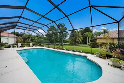 7058 Twin Hills Terrace, Lakewood Ranch, FL 34202 - Photo 31