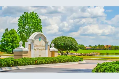 7058 Twin Hills Terrace, Lakewood Ranch, FL 34202 - Photo 45