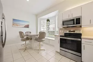 880 Chalmers Dr, Venice, FL 34293 - Photo 15