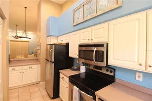 4260 Central Sarasota Pkwy, Sarasota, FL 34238 - Photo 9