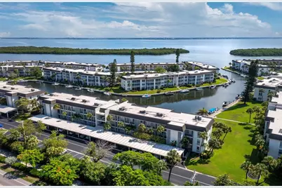 4350 Chatham Drive #105, Longboat Key, FL 34228 - Photo 31