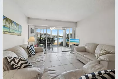 4350 Chatham Drive #105, Longboat Key, FL 34228 - Photo 9