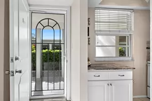 4350 Chatham Dr, Longboat Key, FL 34228 - Photo 13