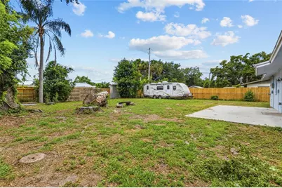 5404 Laurelwood Place, Sarasota, FL 34232 - Photo 29