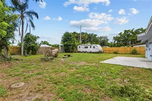 5404 Laurelwood Pl, Sarasota, FL 34232 - Photo 29