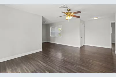 5404 Laurelwood Place, Sarasota, FL 34232 - Photo 13