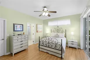 8954 Founders Cir, Palmetto, FL 34221 - Photo 19